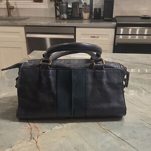 Leibeskind Berlin Shoulder Bag - Navy Blue Metallic